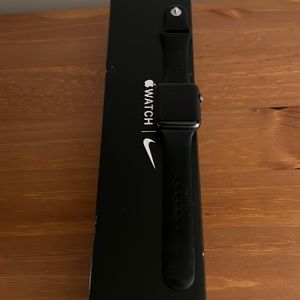 Apple Watch Series 3 Aluminum Black case, 42mm, black band